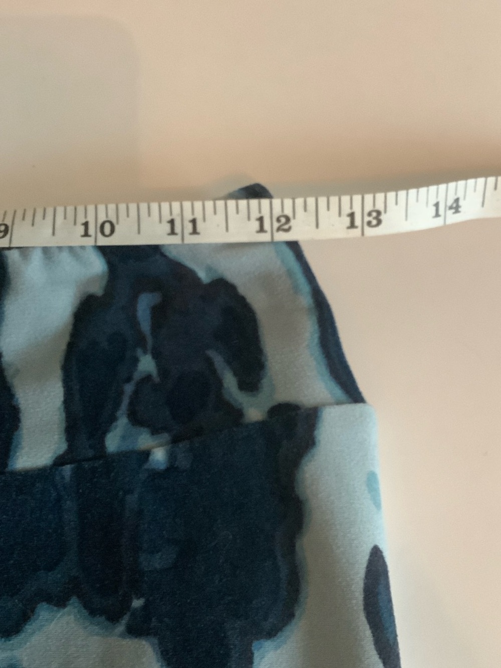 LuLaRoe Black and Light Gray Tie-Dye Leggings - Picture 4 of 5